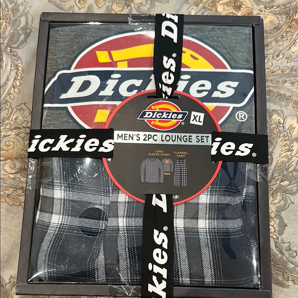 Dickies Men's Lounge Set - Gray and Black